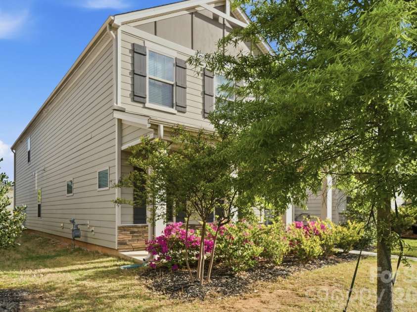 11931 Hambright Road, Huntersville, NC 28078.  MLS# CAR4365973, YatesRealty ID 10196. 