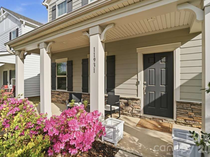11931 Hambright Road, Huntersville, NC 28078.  MLS# CAR4365973, YatesRealty ID 10196. 