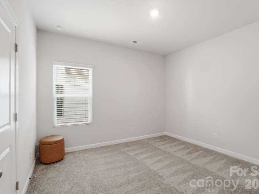 11931 Hambright Road, Huntersville, NC 28078.  MLS# CAR4365973, YatesRealty ID 10196. 