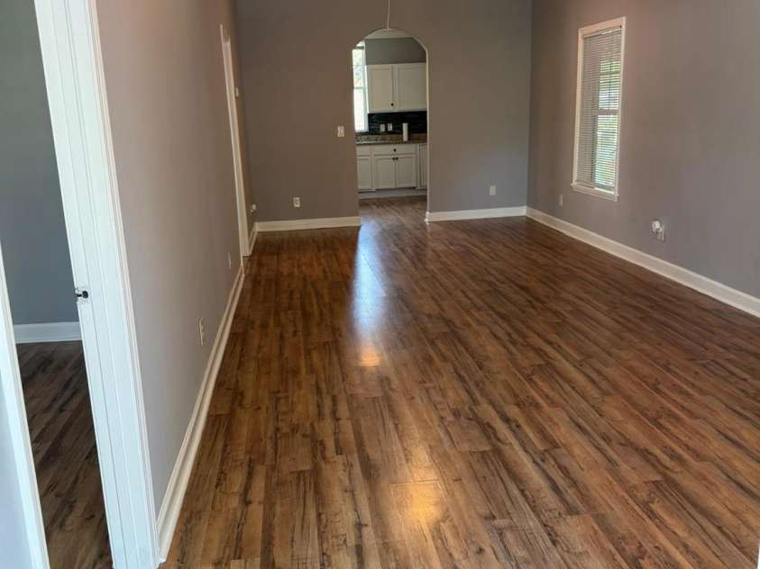 402 California Street, York, SC 29745.  MLS# CAR4246393, YatesRealty ID 10196. 