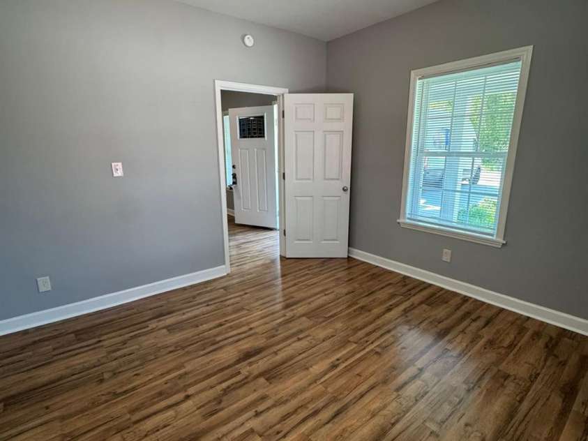 402 California Street, York, SC 29745.  MLS# CAR4246393, YatesRealty ID 10196. 