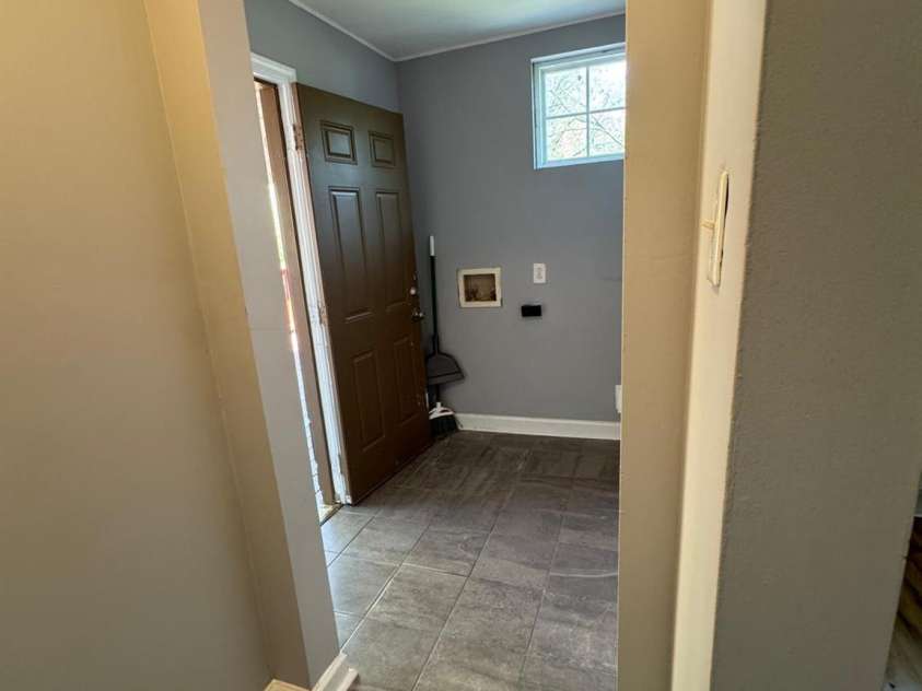 402 California Street, York, SC 29745.  MLS# CAR4246393, YatesRealty ID 10196. 