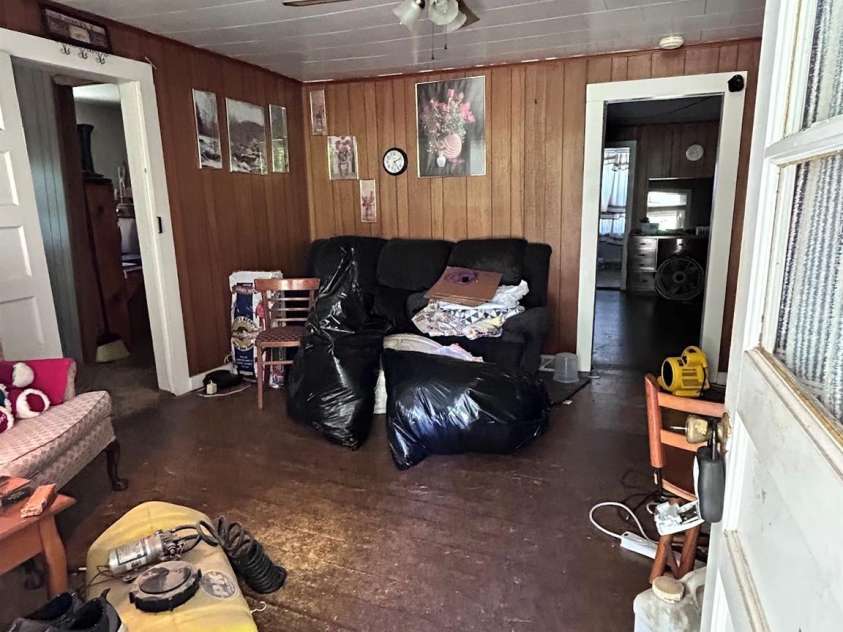 611 Johnson Hollow Road, Bakersville, NC 28705.  MLS# CAR4262666, YatesRealty ID 102. 