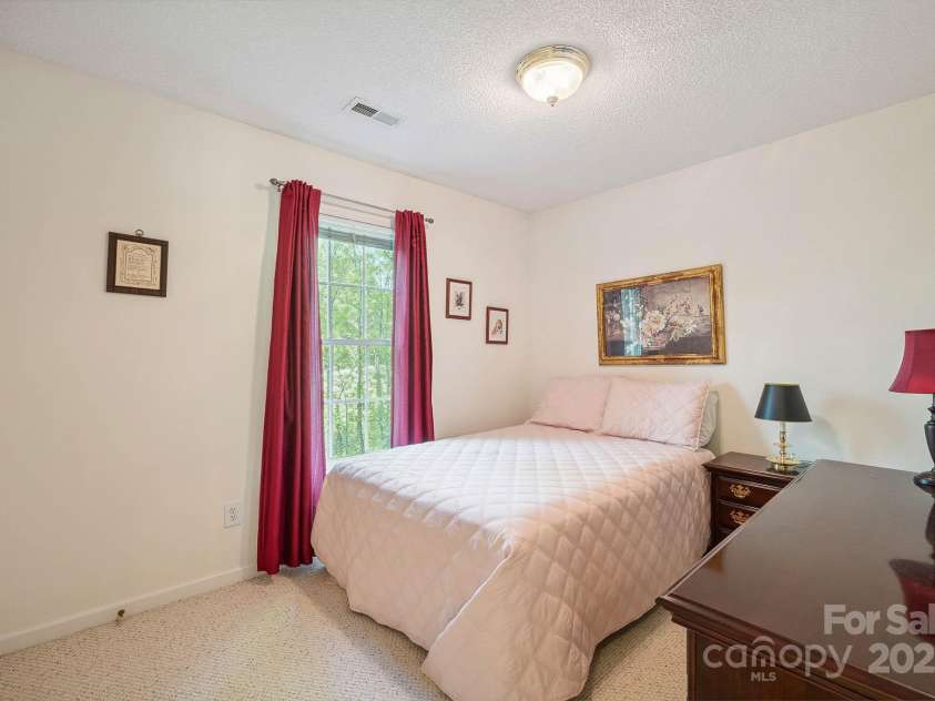 210 35th Avenue, Hickory, NC 28601.  MLS# CAR4245350, YatesRealty ID 10200. Bedroom 2 w/a nice size closet