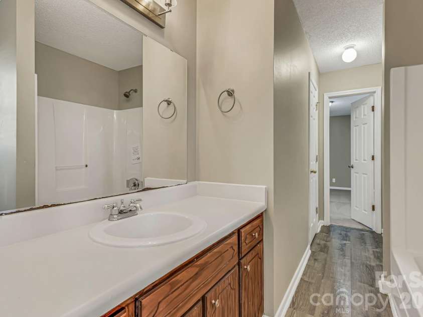 1703 Crestview Road, Easley, SC 29642.  MLS# CAR4328533, YatesRealty ID 10201. 