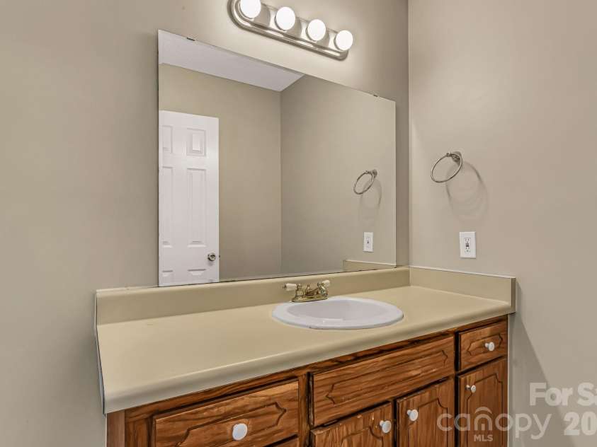 1703 Crestview Road, Easley, SC 29642.  MLS# CAR4328533, YatesRealty ID 10201. 
