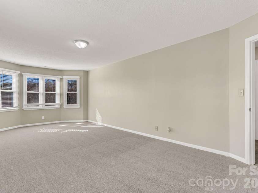 1703 Crestview Road, Easley, SC 29642.  MLS# CAR4328533, YatesRealty ID 10201. 
