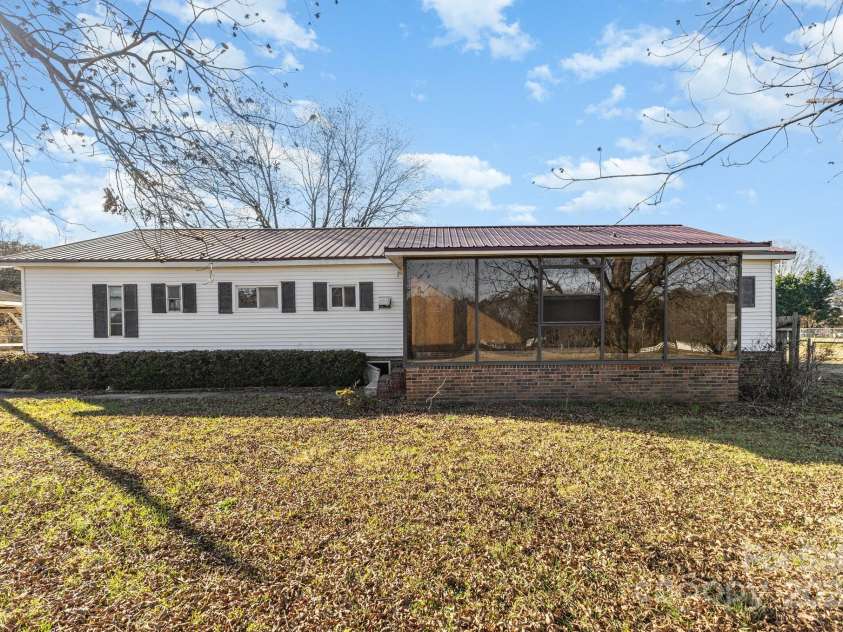 610 Osteen Road, York, SC 29745.  MLS# CAR4327267, YatesRealty ID 10202. 
