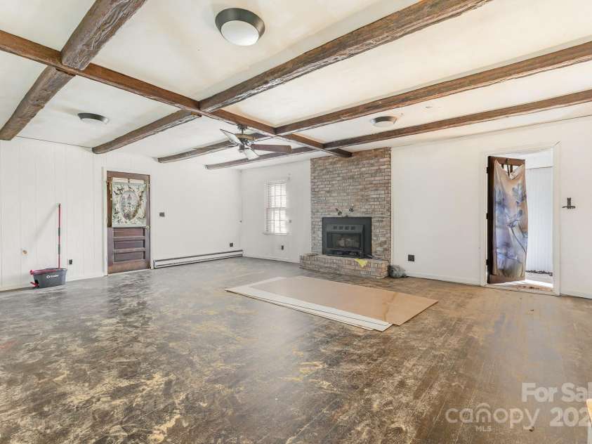 610 Osteen Road, York, SC 29745.  MLS# CAR4327267, YatesRealty ID 10202. 