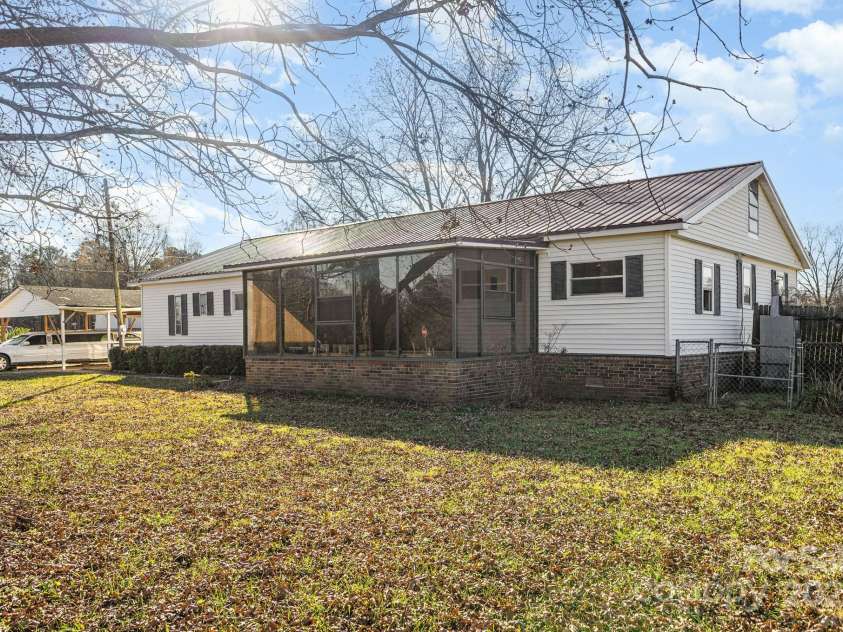 610 Osteen Road, York, SC 29745.  MLS# CAR4327267, YatesRealty ID 10202. 