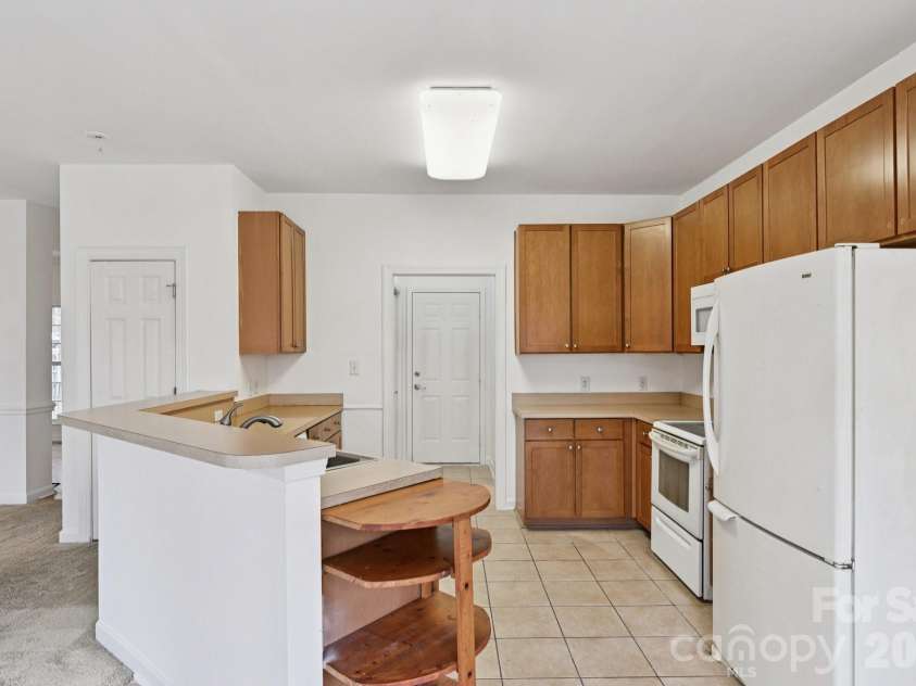 3543 Lake Bluff Drive, Sherrills Ford, NC 28673.  MLS# CAR4328762, YatesRealty ID 10204. 