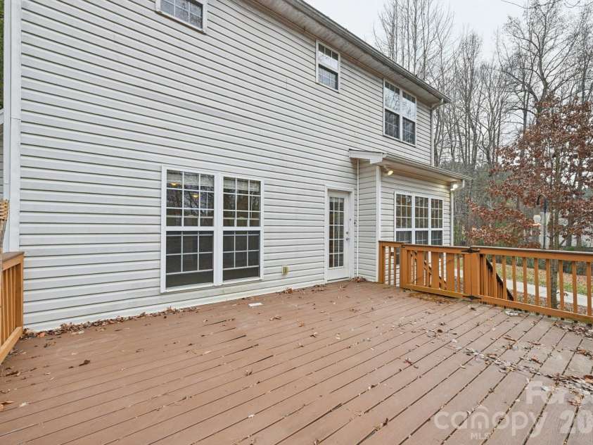 3543 Lake Bluff Drive, Sherrills Ford, NC 28673.  MLS# CAR4328762, YatesRealty ID 10204. 