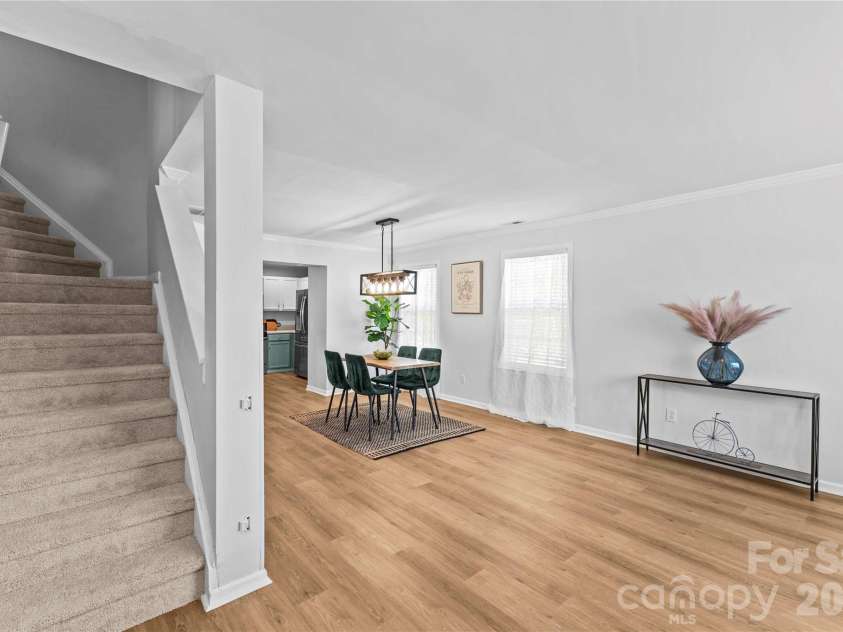 8854 Laurel Run Drive, Charlotte, NC 28269.  MLS# CAR4336283, YatesRealty ID 10206. 