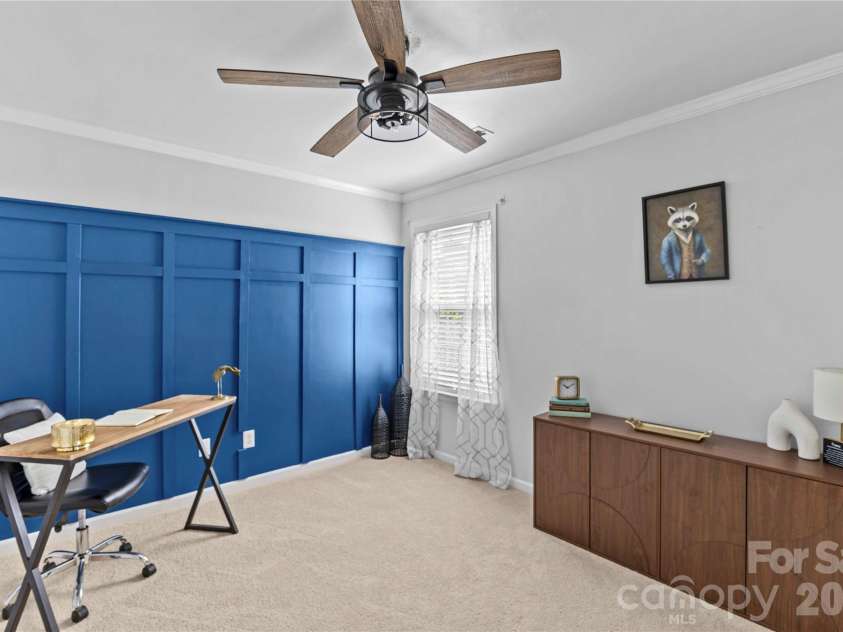 8854 Laurel Run Drive, Charlotte, NC 28269.  MLS# CAR4336283, YatesRealty ID 10206. 