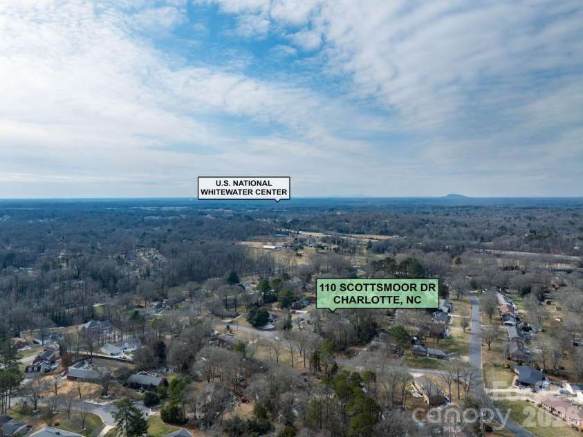 110 Scottsmoor Drive, Charlotte, NC 28214.  MLS# CAR4336960, YatesRealty ID 10208. 