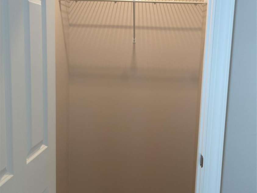 932 3rd Street Place, Hickory, NC 28602.  MLS# CAR4245930, YatesRealty ID 10208. 