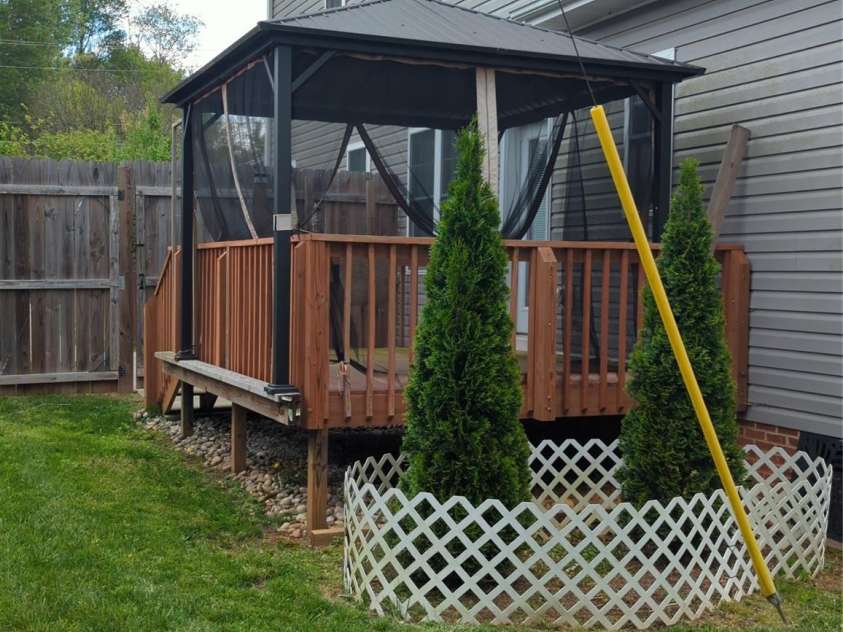 932 3rd Street Place, Hickory, NC 28602.  MLS# CAR4245930, YatesRealty ID 10208. 