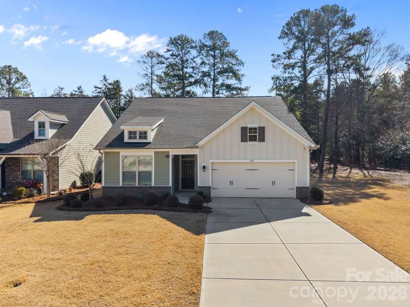 528 Rustlewood Way, Rock Hill, SC 29732.  MLS# CAR4347425, YatesRealty ID 10209. 