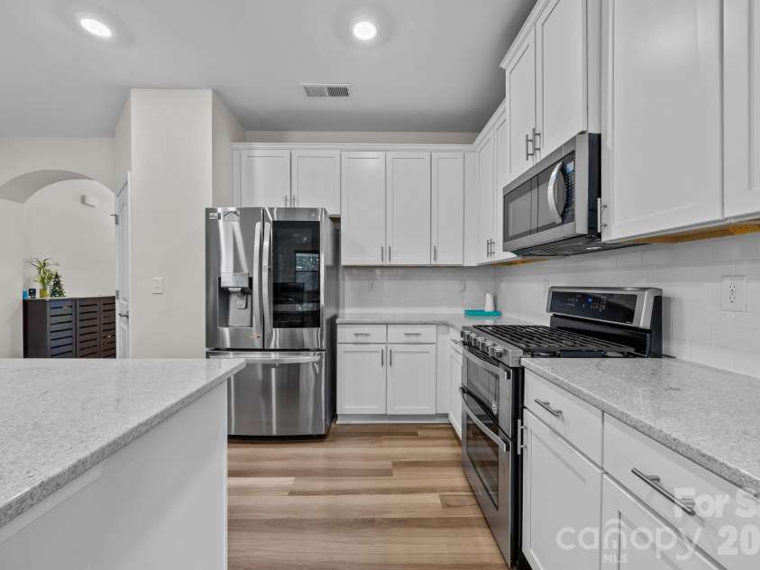 528 Rustlewood Way, Rock Hill, SC 29732.  MLS# CAR4347425, YatesRealty ID 10209. 