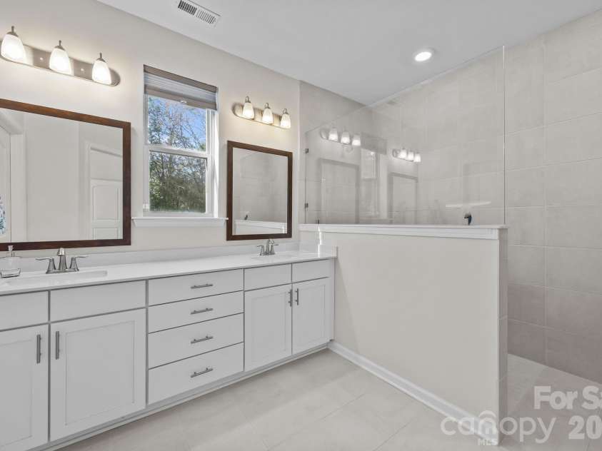528 Rustlewood Way, Rock Hill, SC 29732.  MLS# CAR4347425, YatesRealty ID 10209. 