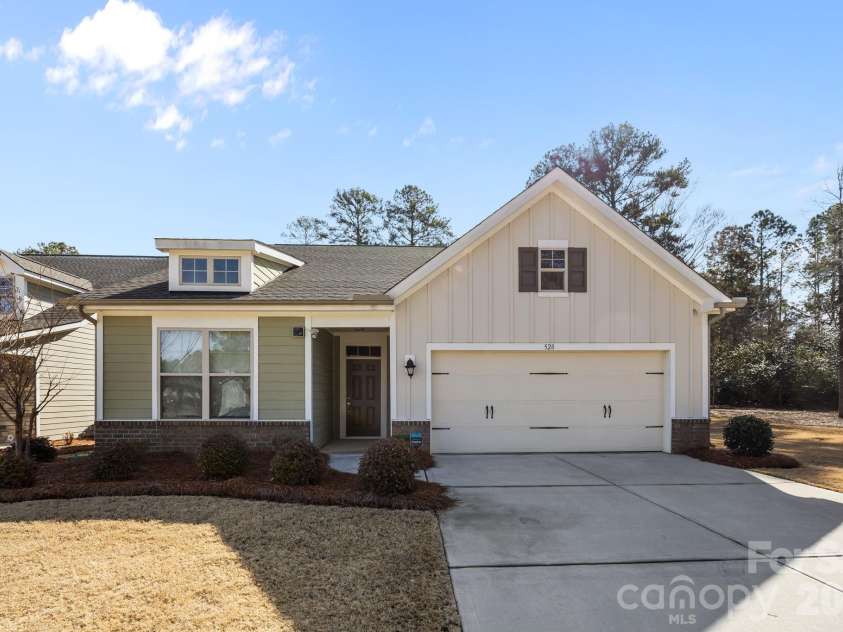 528 Rustlewood Way, Rock Hill, SC 29732.  MLS# CAR4347425, YatesRealty ID 10209. 