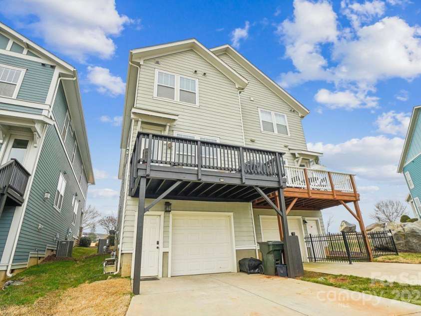 746 Waterscape Court, Rock Hill, SC 29730.  MLS# CAR4218434, YatesRealty ID 10209. 