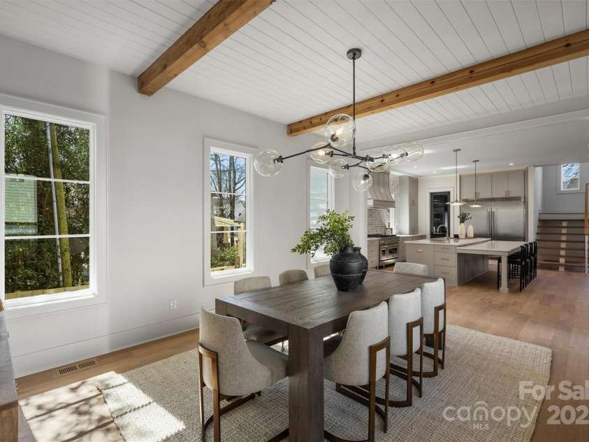 2325 Winthrop Avenue, Charlotte, NC 28203.  MLS# CAR4232074, YatesRealty ID 1021. 