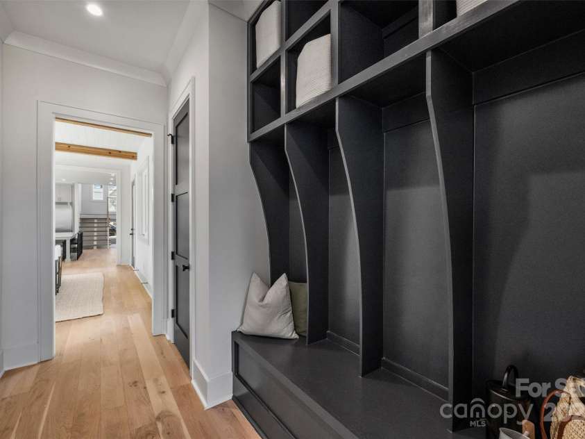 2325 Winthrop Avenue, Charlotte, NC 28203.  MLS# CAR4232074, YatesRealty ID 1021. 