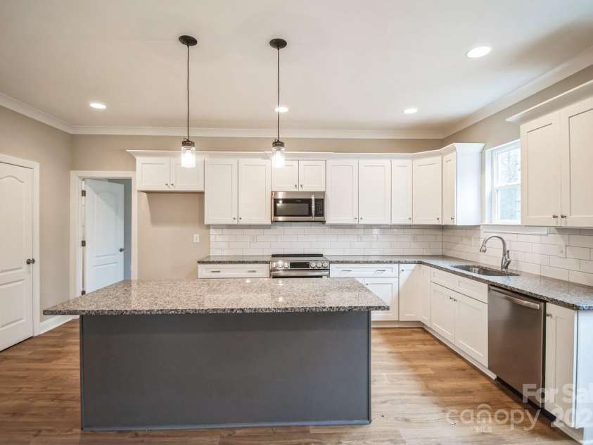 5422 Army Road, Marshville, NC 28103.  MLS# CAR4219979, YatesRealty ID 10212. 