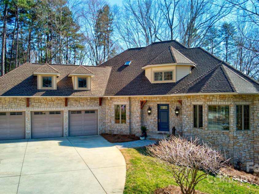 301 Agnew Road, Mooresville, NC 28117.  MLS# CAR4167254, YatesRealty ID 10216. Front View