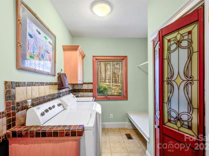 301 Agnew Road, Mooresville, NC 28117.  MLS# CAR4167254, YatesRealty ID 10216. Laundry