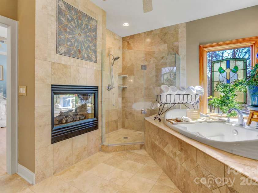 301 Agnew Road, Mooresville, NC 28117.  MLS# CAR4167254, YatesRealty ID 10216. Master Bath