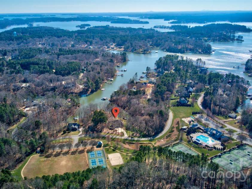 301 Agnew Road, Mooresville, NC 28117.  MLS# CAR4167254, YatesRealty ID 10216. Neighborhood aerial view