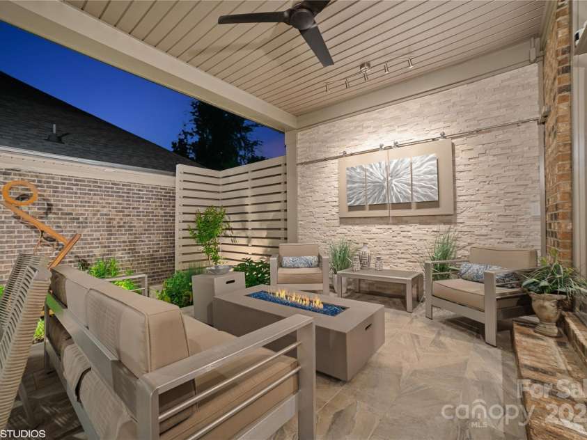 3006 Portico Place, Fort Mill, SC 29715.  MLS# CAR4254421, YatesRealty ID 10217. 