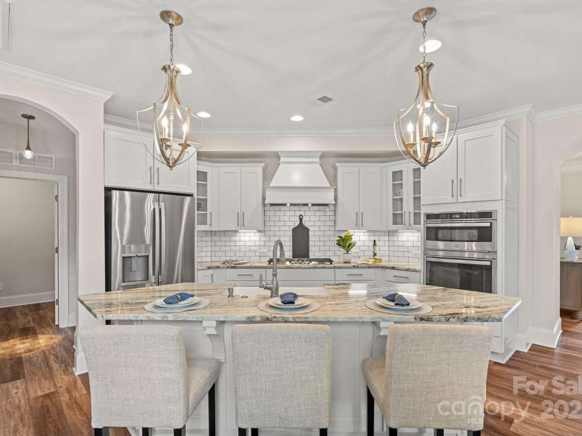 3006 Portico Place, Fort Mill, SC 29715.  MLS# CAR4312166, YatesRealty ID 10217. 