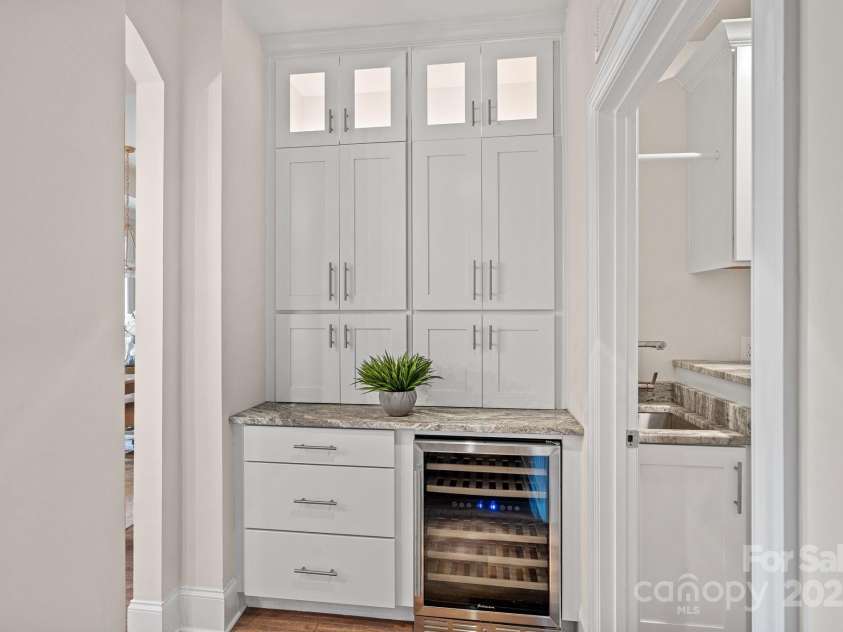 3006 Portico Place, Fort Mill, SC 29715.  MLS# CAR4312166, YatesRealty ID 10217. 