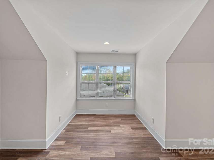 3006 Portico Place, Fort Mill, SC 29715.  MLS# CAR4312166, YatesRealty ID 10217. 