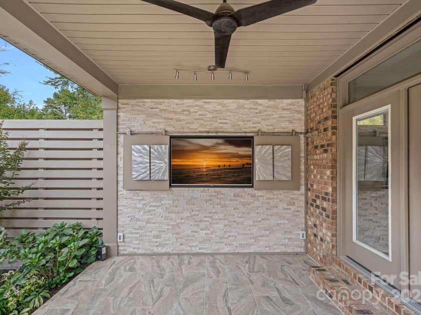 3006 Portico Place, Fort Mill, SC 29715.  MLS# CAR4312166, YatesRealty ID 10217. 