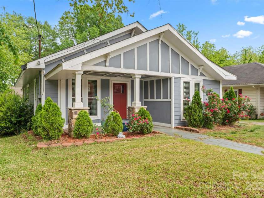 222 Weldon Street, Gastonia, NC 28052.  MLS# CAR4254447, YatesRealty ID 10218. 