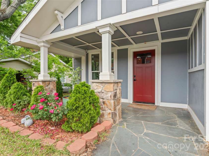 222 Weldon Street, Gastonia, NC 28052.  MLS# CAR4254447, YatesRealty ID 10218. 