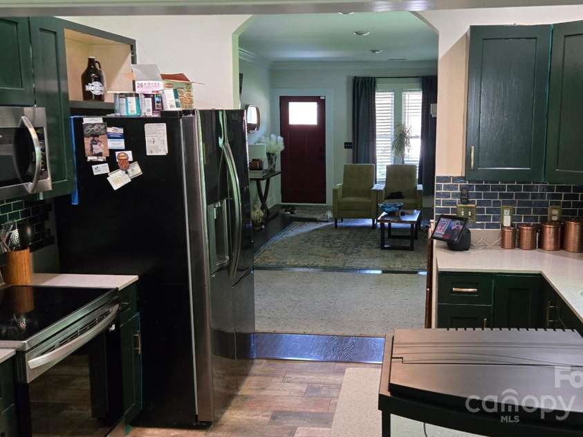 222 Weldon Street, Gastonia, NC 28052.  MLS# CAR4254447, YatesRealty ID 10218. 