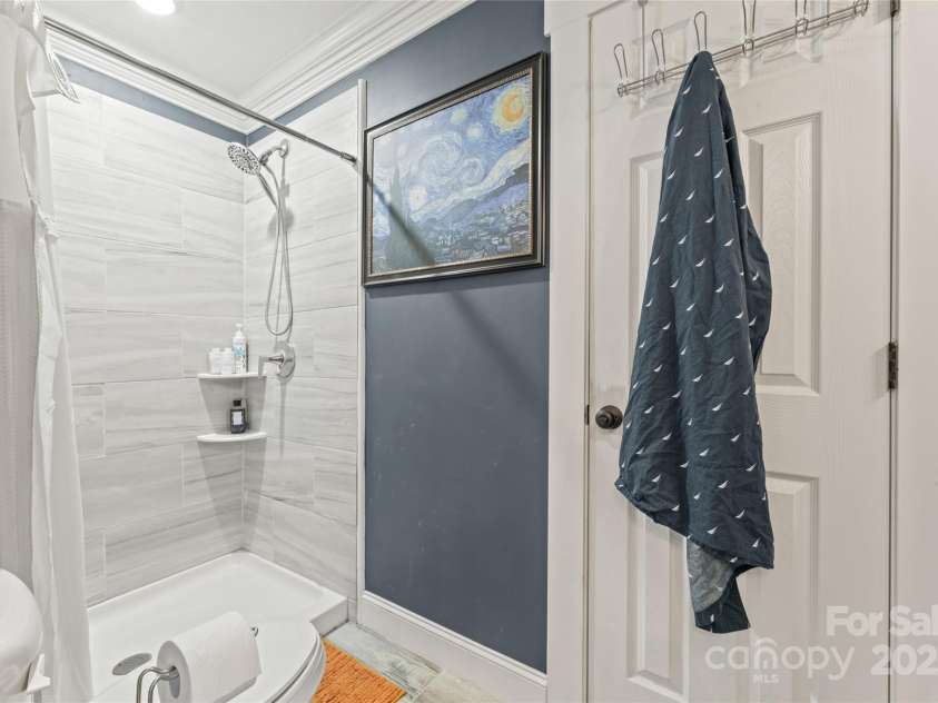 222 Weldon Street, Gastonia, NC 28052.  MLS# CAR4254447, YatesRealty ID 10218. 