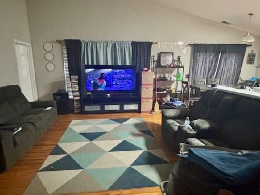 3002 Willamette Valley Drive, Charlotte, NC 28215.  MLS# CAR4224038, YatesRealty ID 1022. 