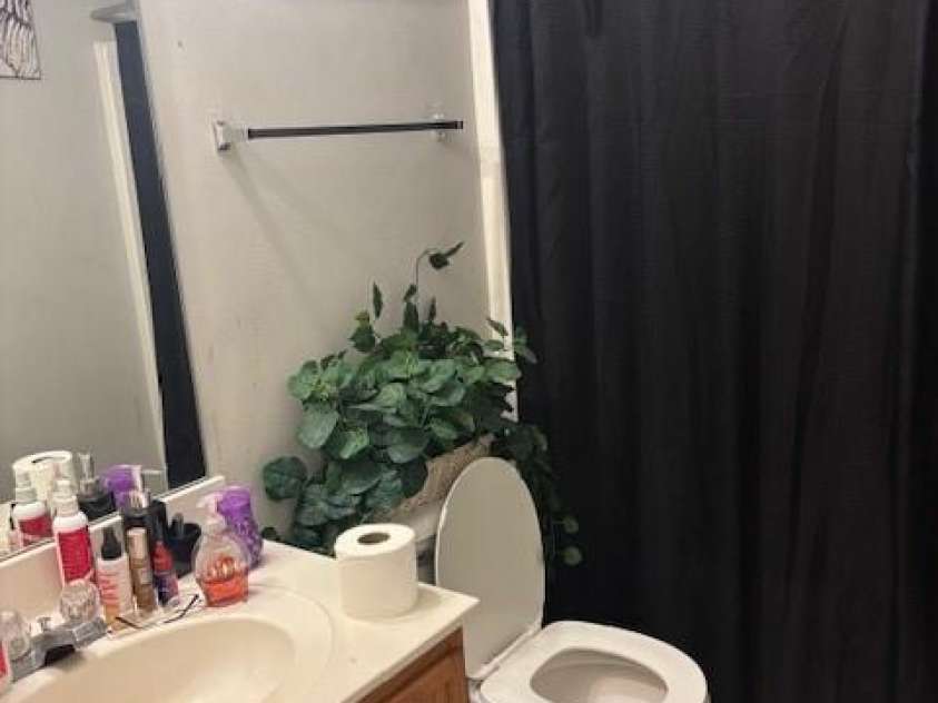 3002 Willamette Valley Drive, Charlotte, NC 28215.  MLS# CAR4224038, YatesRealty ID 1022. 