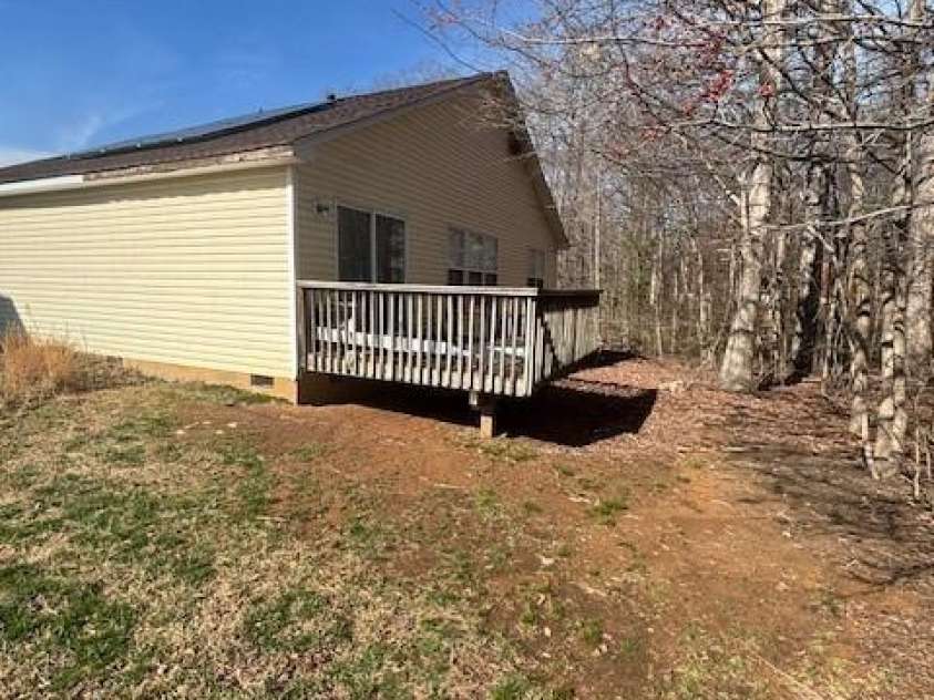 3002 Willamette Valley Drive, Charlotte, NC 28215.  MLS# CAR4224038, YatesRealty ID 1022. 