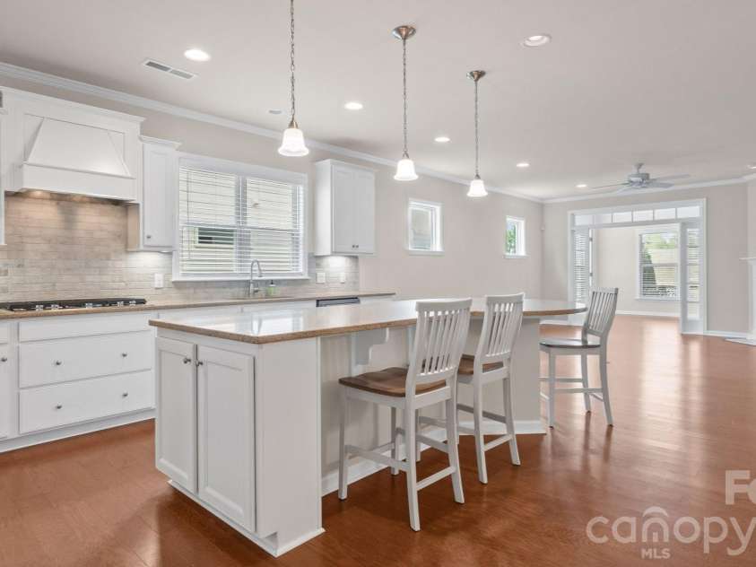 3020 Bartlett Street, Fort Mill, SC 29715.  MLS# CAR4364926, YatesRealty ID 10220. Open floor plan