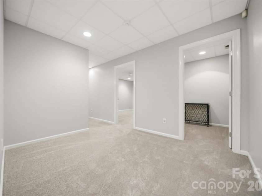 3704 8th Street Place, Hickory, NC 28601.  MLS# CAR4363402, YatesRealty ID 10221. 