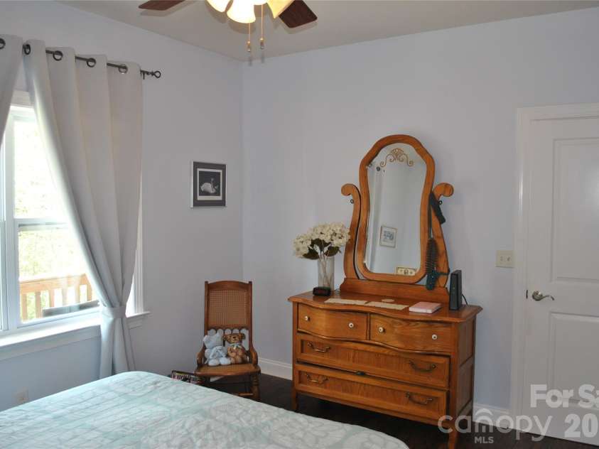 20 Foxden Drive, Fletcher, NC 28732.  MLS# CAR4337206, YatesRealty ID 10222. 