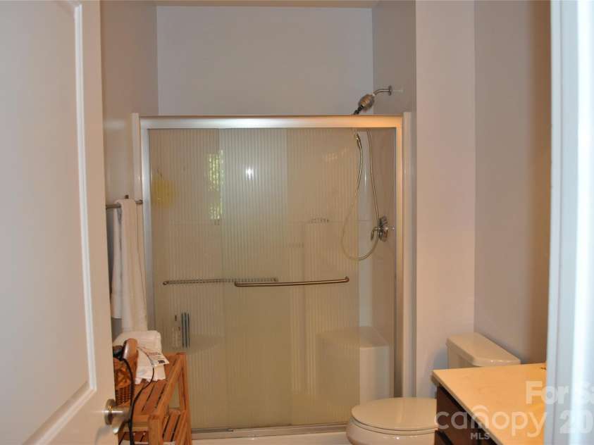 20 Foxden Drive, Fletcher, NC 28732.  MLS# CAR4337206, YatesRealty ID 10222. 