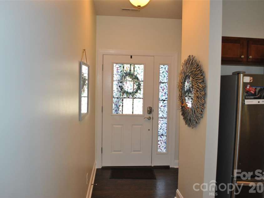 20 Foxden Drive, Fletcher, NC 28732.  MLS# CAR4337206, YatesRealty ID 10222. Entrance hall